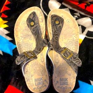 Tooled look sandals NWOT